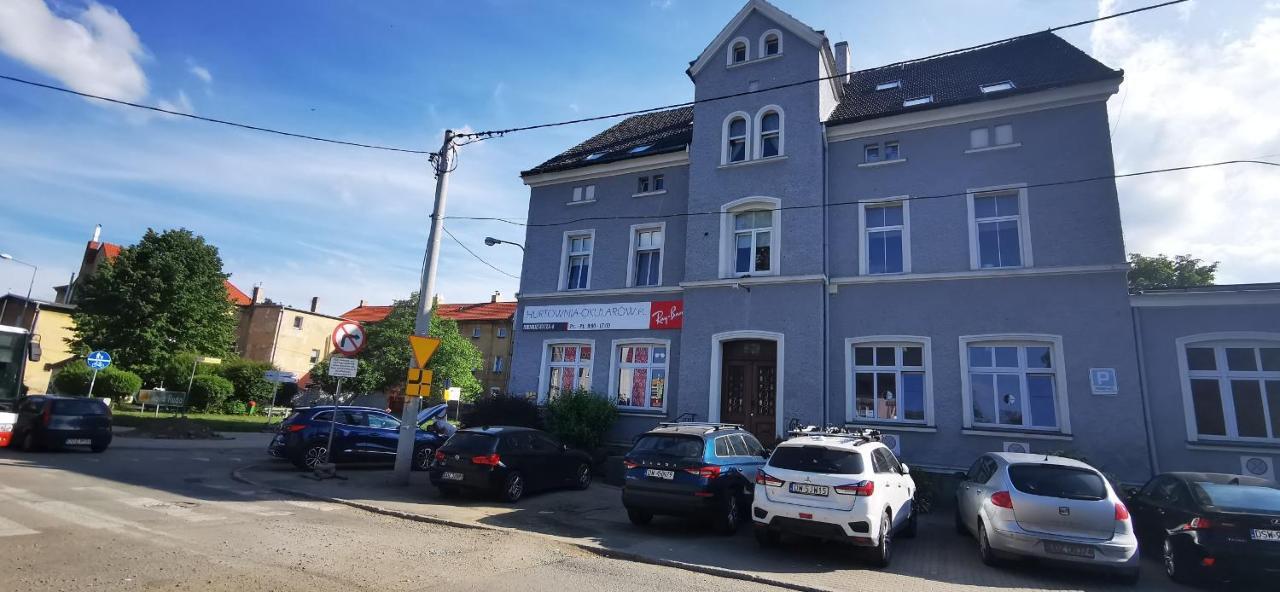 Klimatyczny Apartament Nr 8 Z Widokiem Na Gory Sowie Bielawa  Exterior photo