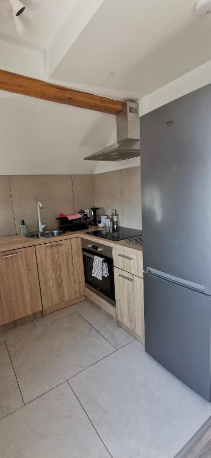 Klimatyczny Apartament Nr 8 Z Widokiem Na Gory Sowie Bielawa  Exterior photo